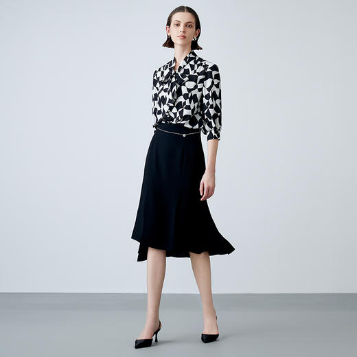 EITIE爱特爱夏新款设计感时尚不规则a字显瘦半身裙7806507 商品图1