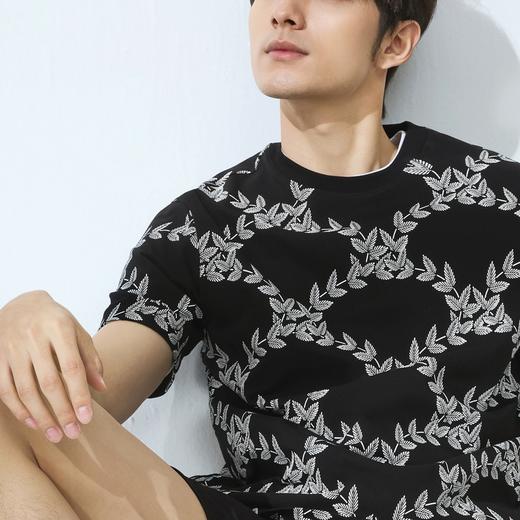 【度假系列】柒牌短袖T恤男士夏季新款时尚百搭树叶满印圆领上衣128T72920 商品图2