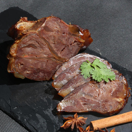 【高品质的牛腱子来啦！！ 原切不育肥，全部带花腱，坚决不去芯！】汇柒鲜传统酱牛腱子150g*5袋，肉里包筋、筋里有肉的牛腱子 商品图0