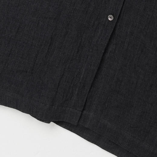 ROMI STUDIO “松弛之意” 亚麻褶皱肌理感V领大摆风衣外套421W6041 商品图4