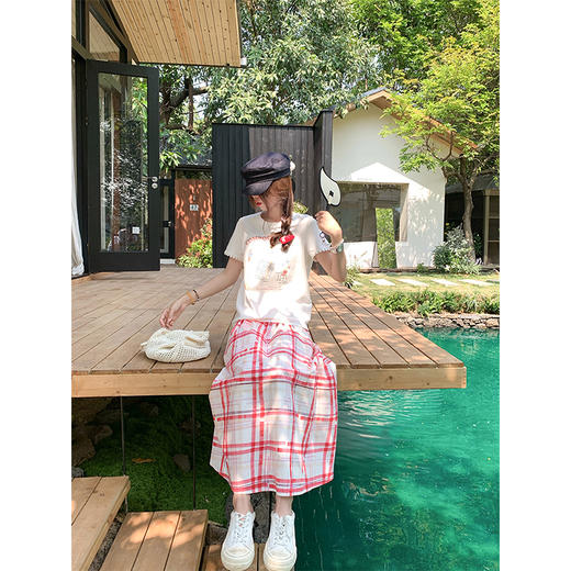 <曾小咸推荐>4.1现货秒杀！微信超特价！红格子半身裙 日常169.99 立减100 秒杀69.99！红色短袖秒杀49.99！白色短袖秒杀59.99！白色蕾丝短袖秒杀59.99！ 商品图5