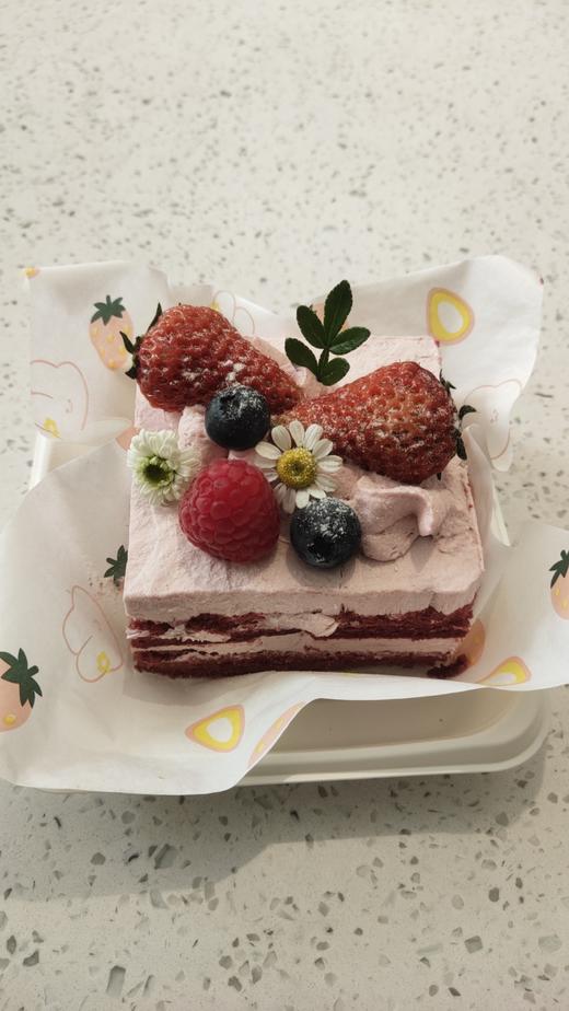 草莓红丝绒 商品图0