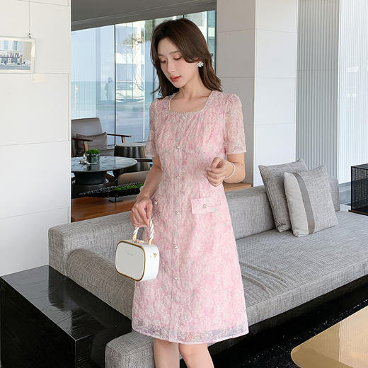 奢姿大码女装2025夏季减龄碎花时尚连衣裙胖妹妹绣花设计方领裙子9952869289 商品图4