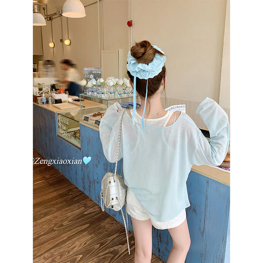 <曾小咸推荐>蓝色防晒罩衫T恤白色背心真两件套【预售3-15天发货】 商品图1