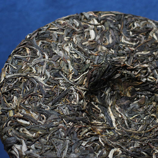 【茶王地系列】元昌号2025年老曼峨古树纯料357克生饼 商品图1