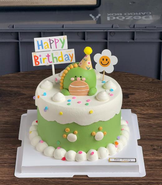 立体龙宝宝蛋糕 商品图0