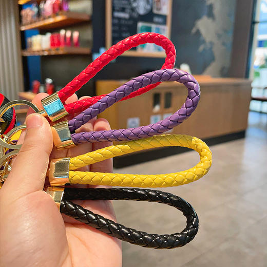 【创意设计，精致挂件】新款创意篮球球鞋钥匙扣 精致挂件 情侣书包汽车钥匙链 挂饰礼品-QQ 商品图2