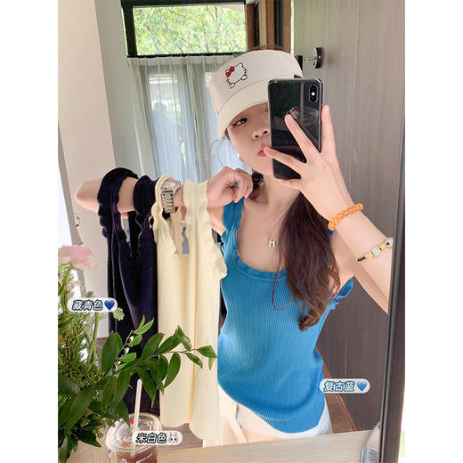 <曾小咸推荐>韩系3色木耳边修身显瘦吊带背心 商品图0