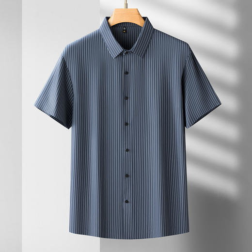 【冰丝】【DDS】大依优型大码男装竖条纹短袖衬衫冰感透气加肥加大大号半袖花衬衣上衣男士 商品图0