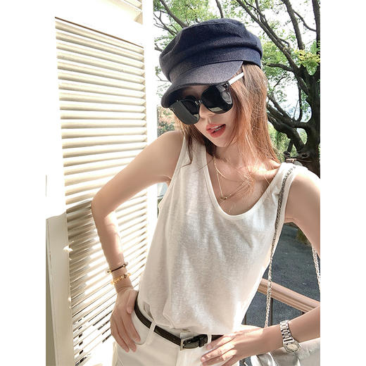 <曾小咸推荐>休闲百搭2色宽松显瘦U领背心 商品图1