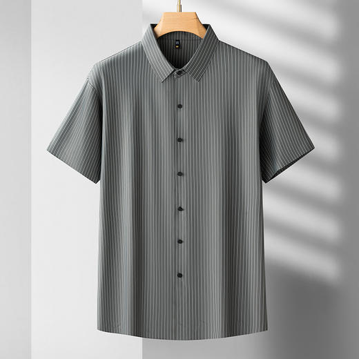 【冰丝】【DDS】大依优型大码男装竖条纹短袖衬衫冰感透气加肥加大大号半袖花衬衣上衣男士 商品图1