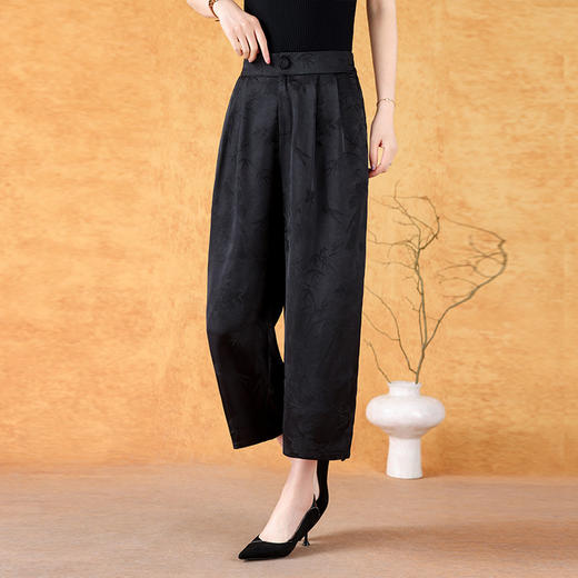 QY38-107 2025新款宽松大码裤子洋气时尚休闲中老年妈妈裤 商品图2