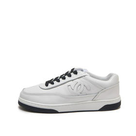 CHANEL香奈儿 24C 皮革 舒适百搭 低帮 板鞋  白色（HC）