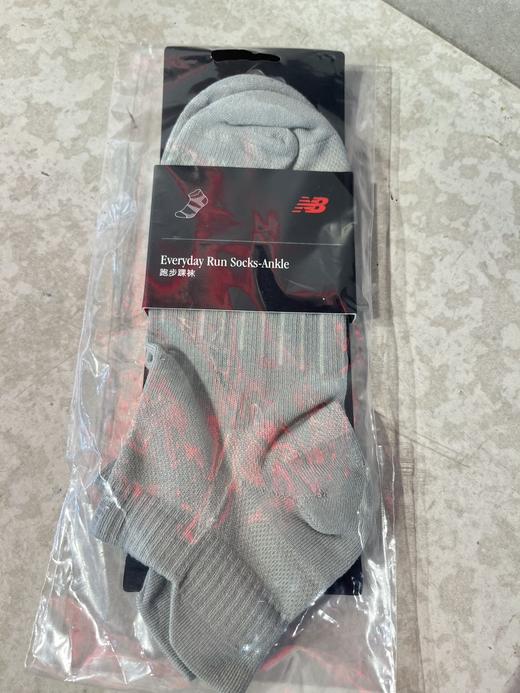 【春上新】  【新品】7楼 NewBalance男女款跑步踝袜 吊牌价：49元 商品图6