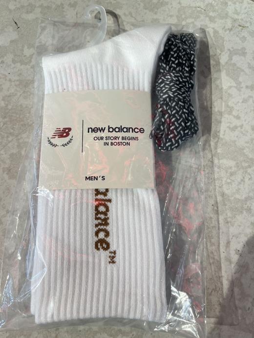 【春上新】  【新品】7楼 NewBalance男女同款长袜 吊牌价：59元 商品图2