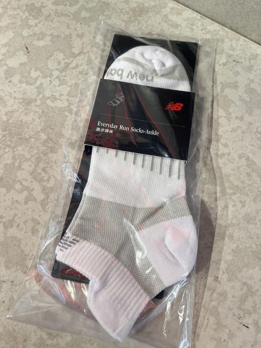 【春上新】  【新品】7楼 NewBalance男女款跑步踝袜 吊牌价：49元 商品图4