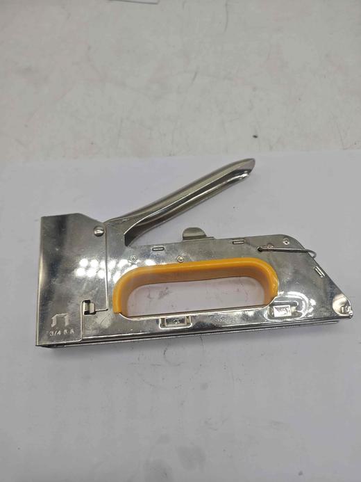 【货号02120】多功能手动码钉枪U型钉枪手动打钉神器1008F码钉枪 商品图1