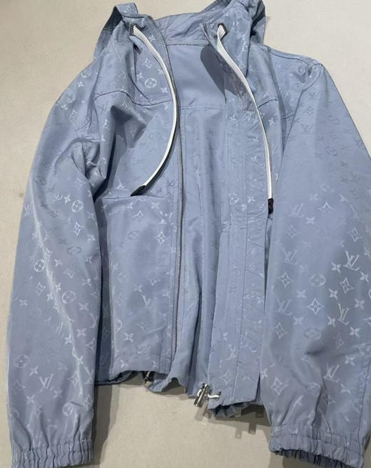 Lv 老花抽绳连帽外套。 自己备注号码 商品图7