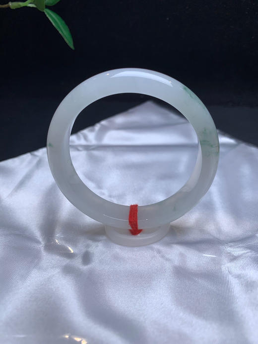 612612，52冰飘花手镯，冰冰润润的，清新秀美，飘淡雅花色 商品图2