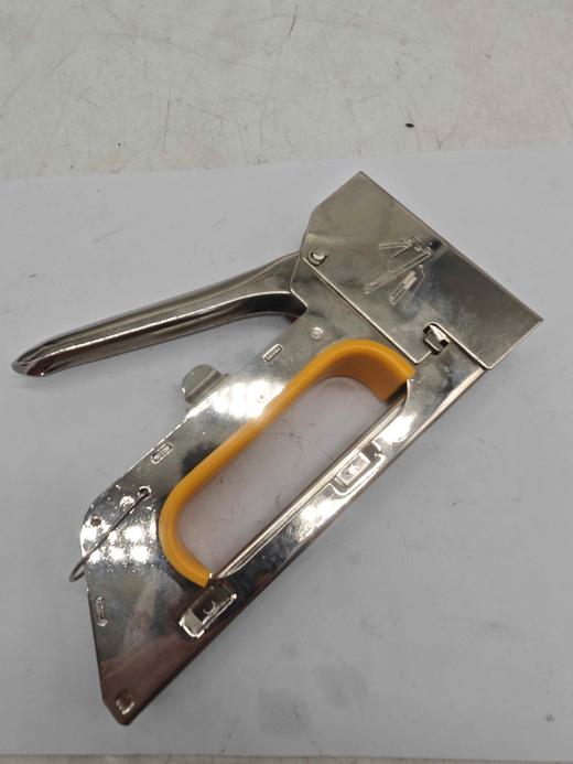 【货号02120】多功能手动码钉枪U型钉枪手动打钉神器1008F码钉枪 商品图2