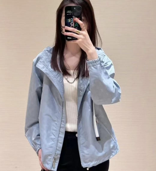 Lv 老花抽绳连帽外套。 自己备注号码 商品图10