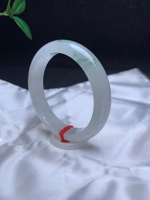 612612，52冰飘花手镯，冰冰润润的，清新秀美，飘淡雅花色 商品图3