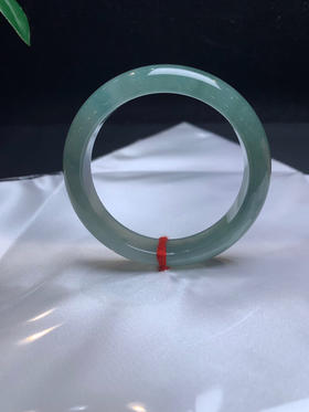 612608，52.5冰油清手镯，整条冰油冰油的 ，干净均匀