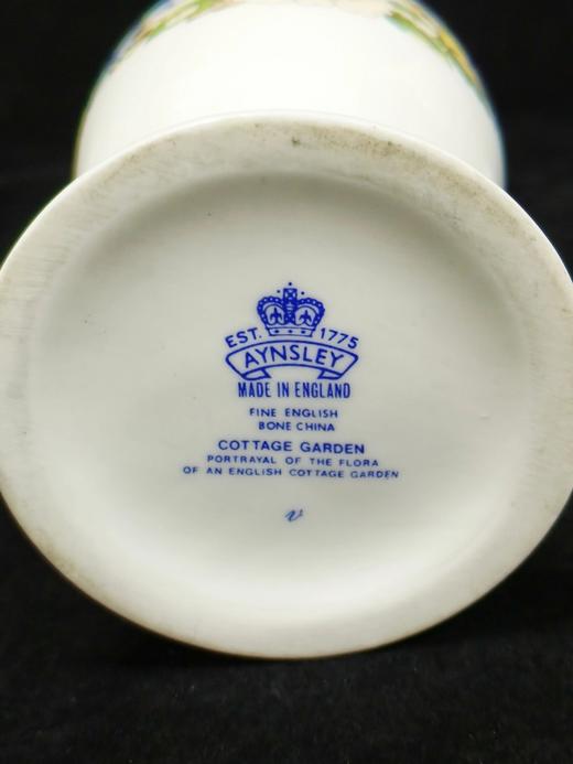 英国安兹丽农舍花园细颈花瓶 商品图7