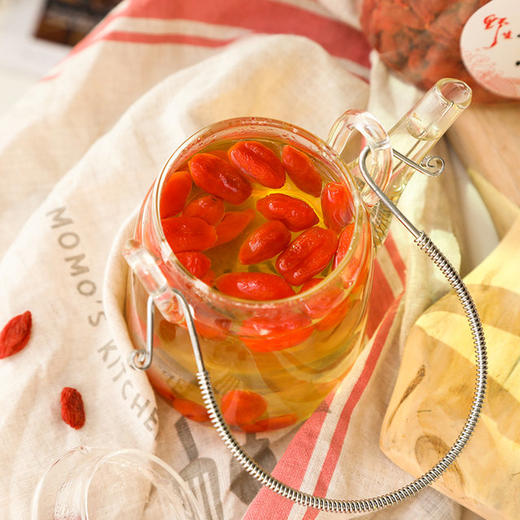 红枸杞干货  诺木洪红果枸杞 特级红枸杞 大颗粒 甜度高 肉质厚 300g/罐 商品图1