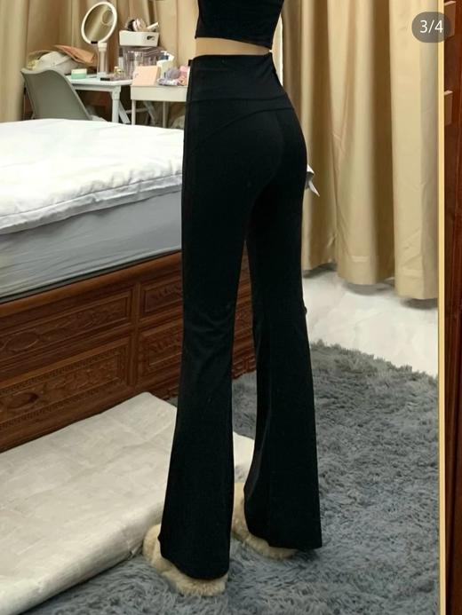 暴力暴力推荐！一定一定要试试的lulu女神裤~~
微喇Groove,这拉腿提臀效果真绝了!运动日常穿超出彩，1.8大长腿的视觉拉满🈵 商品图9