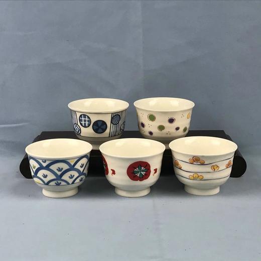 日本中村玉绪五色五花茶碗 5枚装 原盒保留 商品图0