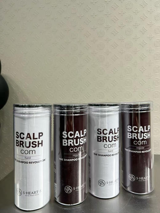 正品日本MTG Scalp Brush S HEART S头皮护理按摩洗发梳去屑清洁梳子。
两个色 商品图3