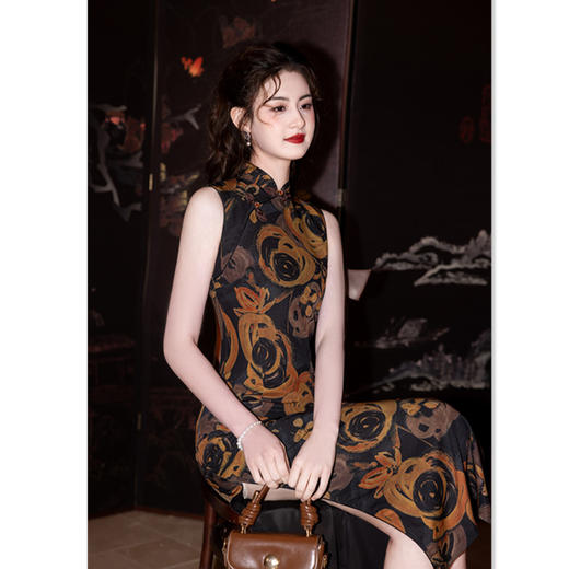GX时尚改良新中式长款无袖旗袍2025夏季新款年轻女士日常高级感旗袍 商品图3