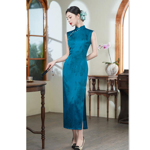 GX复古国风长款无袖旗袍2025夏季新款改良新中式年轻女士高级感旗袍 商品图3