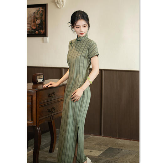 GX艾竖条文艺棉麻全开襟长款短袖旗袍2025夏季新款国风中式旗袍 商品图0