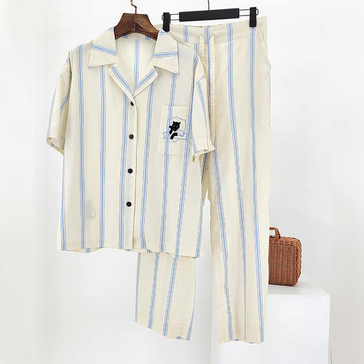 小众轻奢 四季款 情侣睡衣套装 男女同款 【50%棉+50%莱赛尔天丝 】 黑豹条纹高级感家居服 商品图4