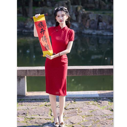 GX送考红色旗袍裙2025夏季新款时尚改良新中式新娘订婚旗袍旗开得胜 商品图0