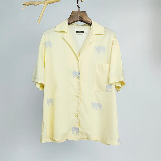 情侣款家居服睡衣  夏款短袖&短裤男女套装  70%粘纤+30%莱赛尔纤维，拥有真丝光泽，绸缎坠感，纯棉的吸湿透气 商品图3