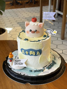 奶油霜立体手绘可爱小猪蛋糕三十鹅立