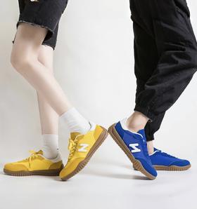 爆款情侣鞋热卖中！！【ETHAL  25年爆款情侣运动鞋】男女同款，6色可选，减压缓震回弹好，暴走无压力久穿不变形 ！F8855