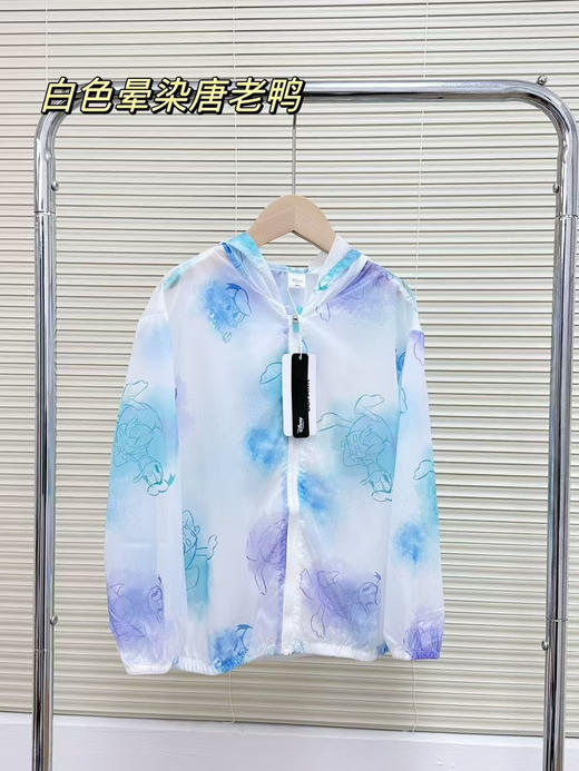 迪士尼专柜正品男女童防晒服防紫外线空调衫外套皮肤衣.
吊牌价💰219元
✅A类面料·特殊凉感工艺·✅轻薄透气不透肉·✅秒吸湿速干不粘身·✅手感柔软顺滑·防晒能力杠杠滴！！
四个色 商品图8