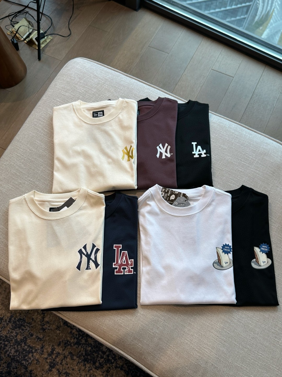 New Er*a 纽亦*华 男女同款短袖来咯！！ 无论男生女生拎上两件绝对是刚需的存在