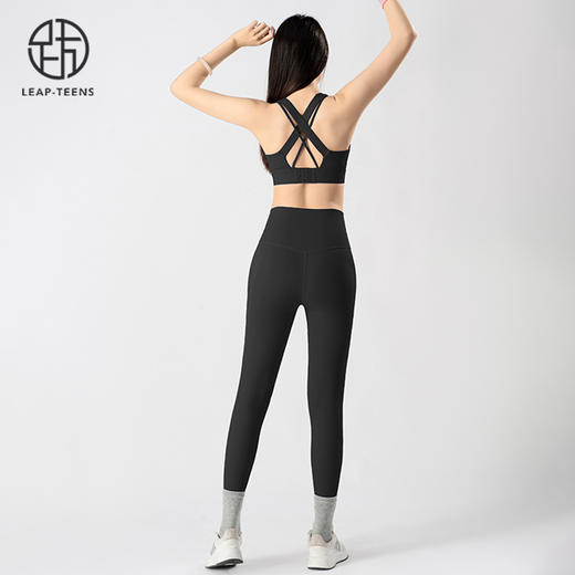 跃牌【蚂蚁运动】系列  固定杯高强度瑜伽背心高腰提臀瑜伽裤女瑜伽套装X1358+K3338 商品图4