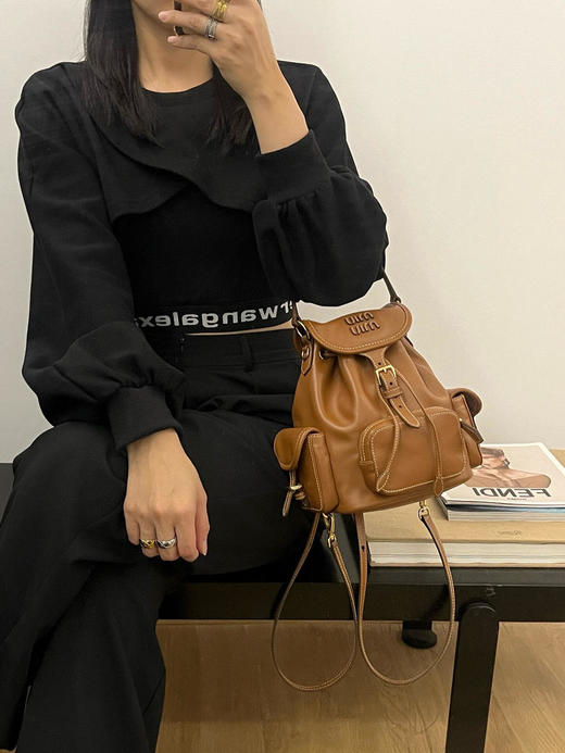 MIUMIU缪缪经典徽标Logo棉背包双肩包三色系列（MM） 商品图8