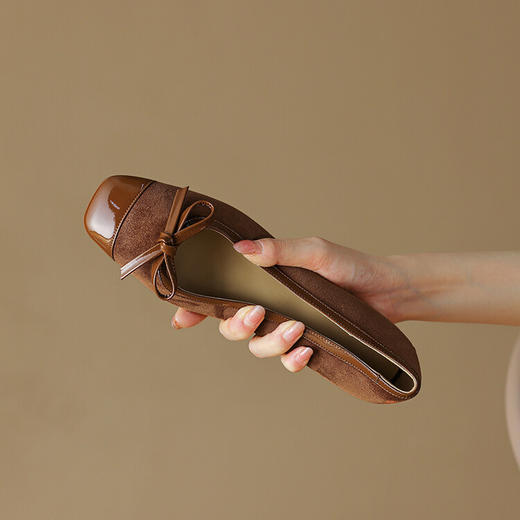 丁摩 羊皮大码女鞋真皮新款春季方头单鞋女平底鞋船鞋瓢鞋5ZF-4072 商品图1