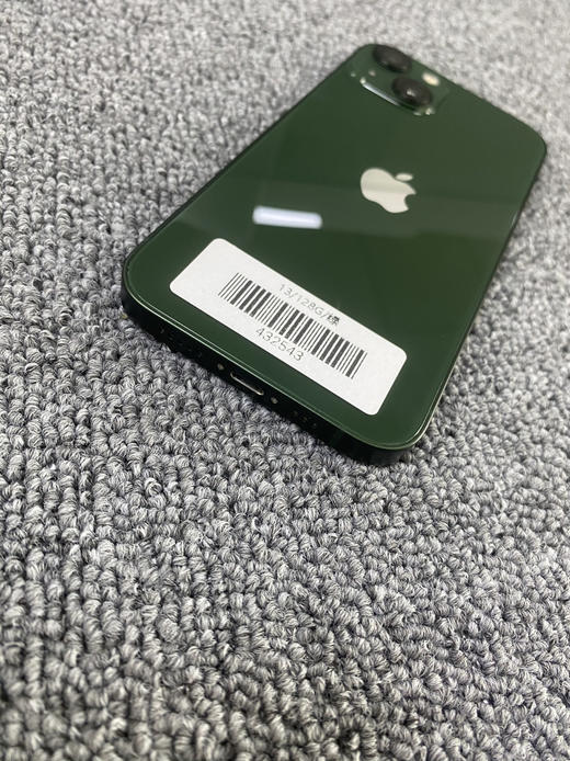 编号432543-苹果iPhone13/128G/绿色，5G手机，9.8新成色好，原机电池82%，店保180天，特价2299元！ 商品图2
