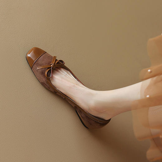 丁摩 羊皮大码女鞋真皮新款春季方头单鞋女平底鞋船鞋瓢鞋5ZF-4072 商品图0