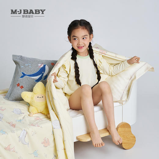 【春上新】10楼 梦洁宝贝  夏被 小清柔凉感针织夏被：花花鲸灵 150*200 240g 吊牌价1598元 活动价899元 商品图3