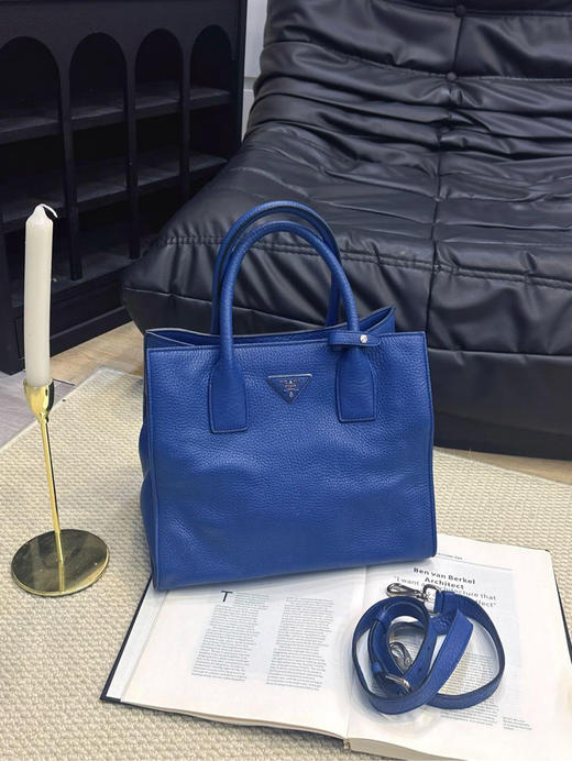 Prada 蓝色 牛皮 三角 logo 手提包 商品图0