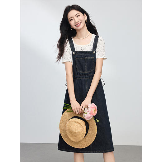 【初夏新品】熙世界休闲牛仔背带裙女夏季2025年新款宽松设计感复古吊带连衣裙 商品图3